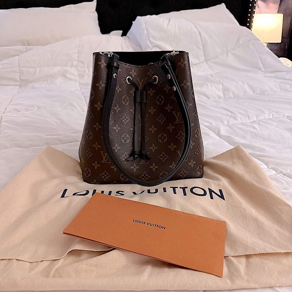 SOLD Louis Vuitton NeoNoe MM